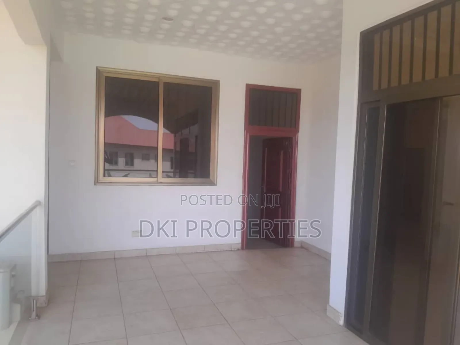 8bdrm House in Dki Properties, Community 25 for sale