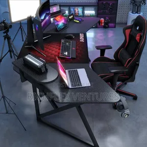 Extra Large Gaming / Office/Studio Desk/Workstation