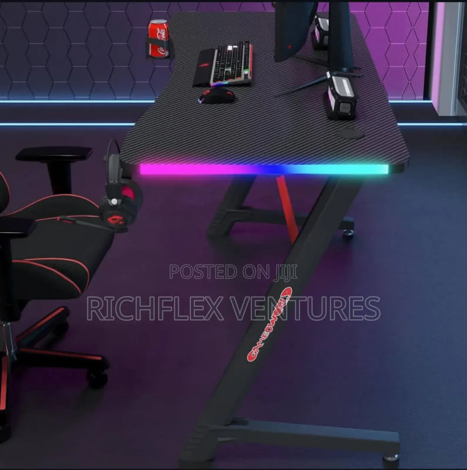 1.4meter Miuz Ergonomic RGB Computer