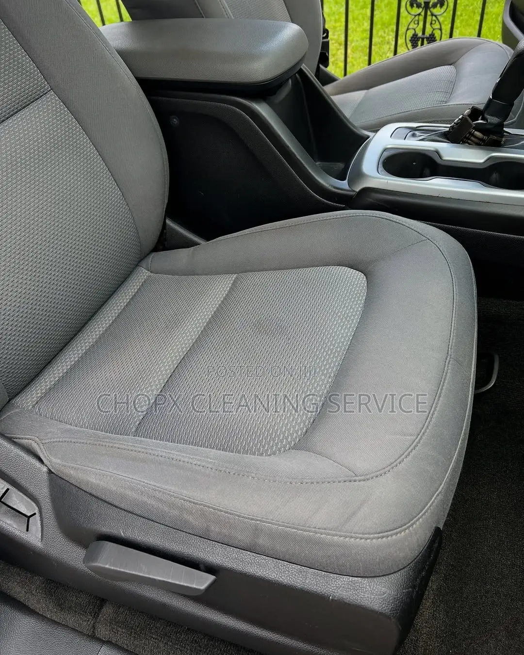 We Make Your Car Look Brand New! (Detailing)