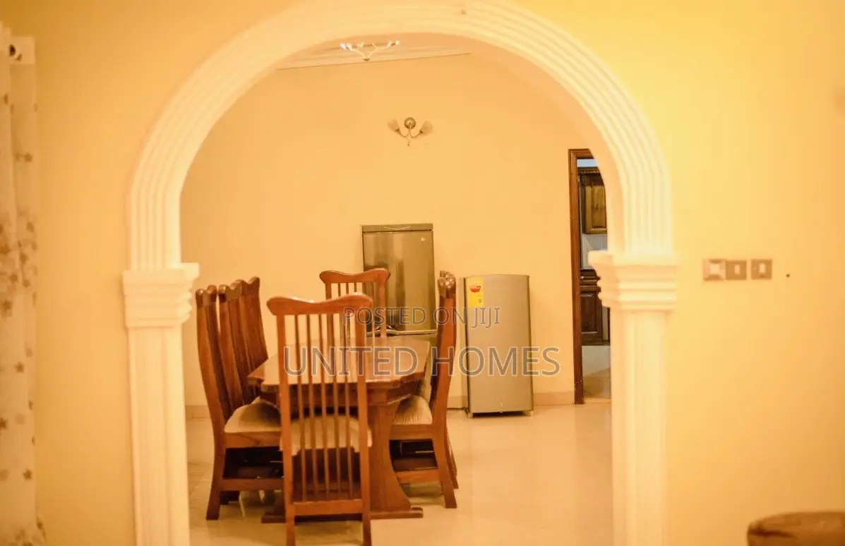 Furnished 5bdrm House in MacCharty Hills for rent