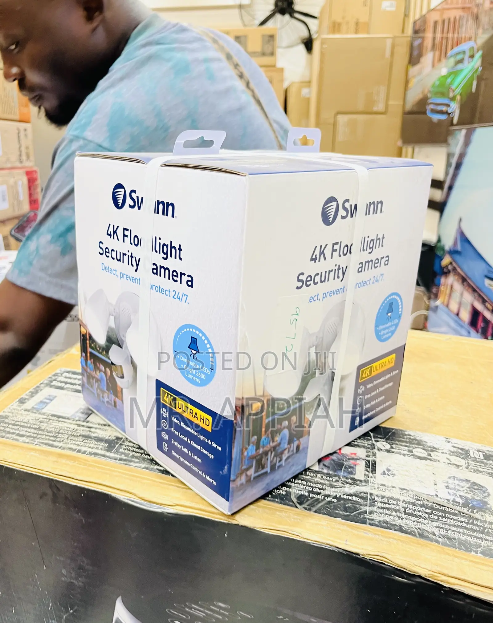 Beautiful Made Swann Smart Floodlight Security Camera.