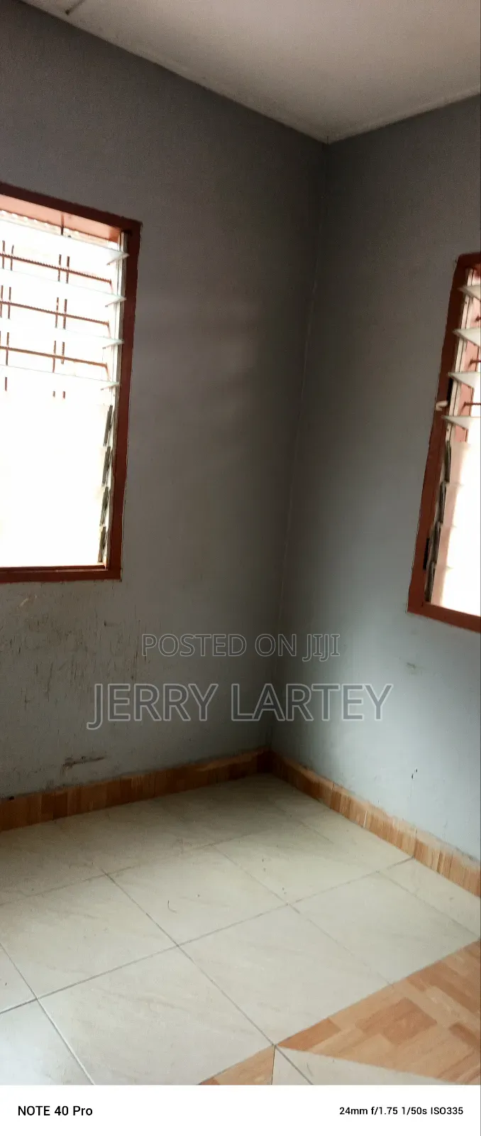 1bdrm Apartment in Dansoman Children for rent