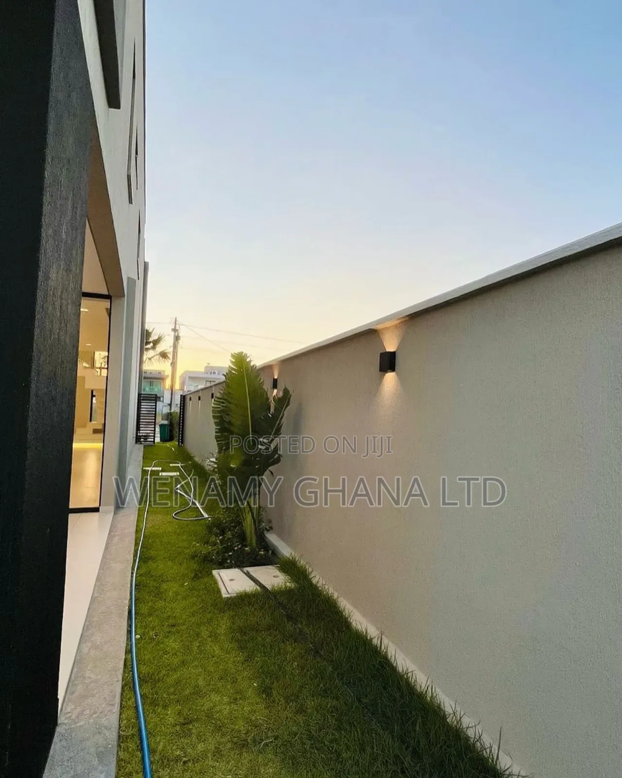 Furnished 4bdrm House in Accra for sale