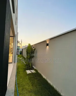 Furnished 4bdrm House in Accra for sale