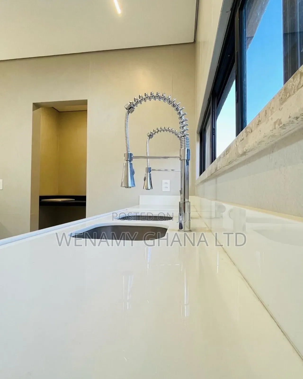 Furnished 4bdrm House in Accra for sale