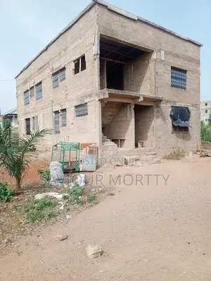 4bdrm Block of Flats in Incomplete Building, Pentecost for sale