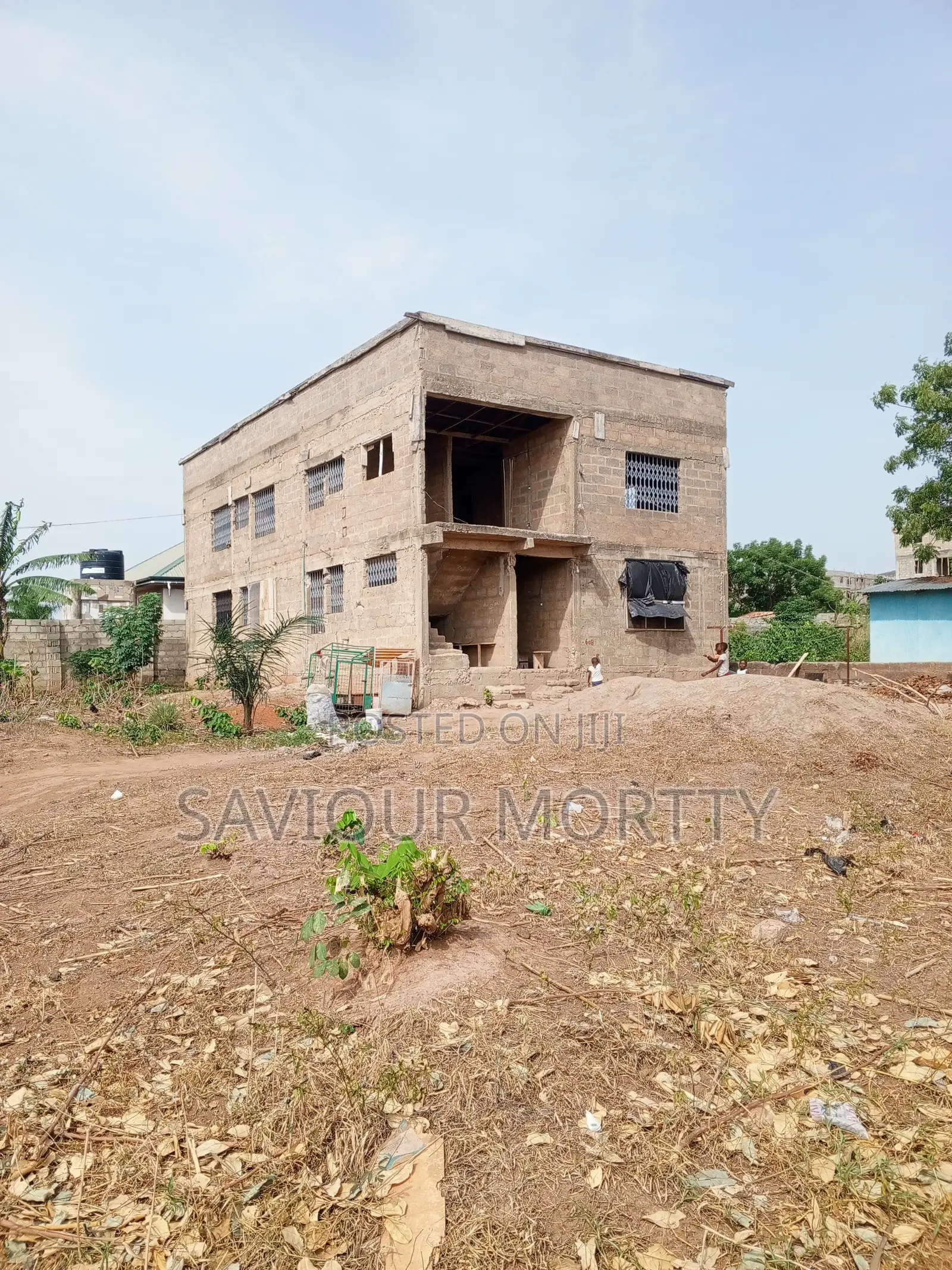 4bdrm Block of Flats in Incomplete Building, Pentecost for sale