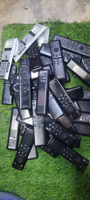 Samsung Solar Charger Voice Used Remote