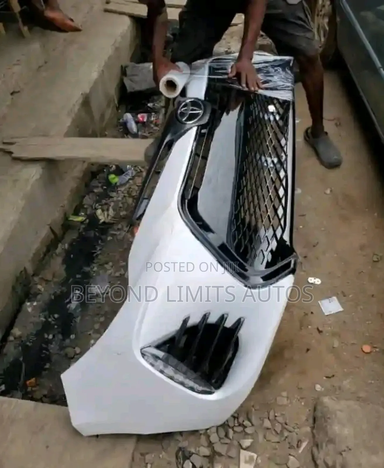 Toyota Corolla 2017,2018,2019 Complete Front Bumper