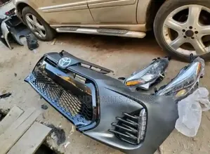 Toyota Corolla 2017,2018,2019 Complete Front Bumper Se Sport