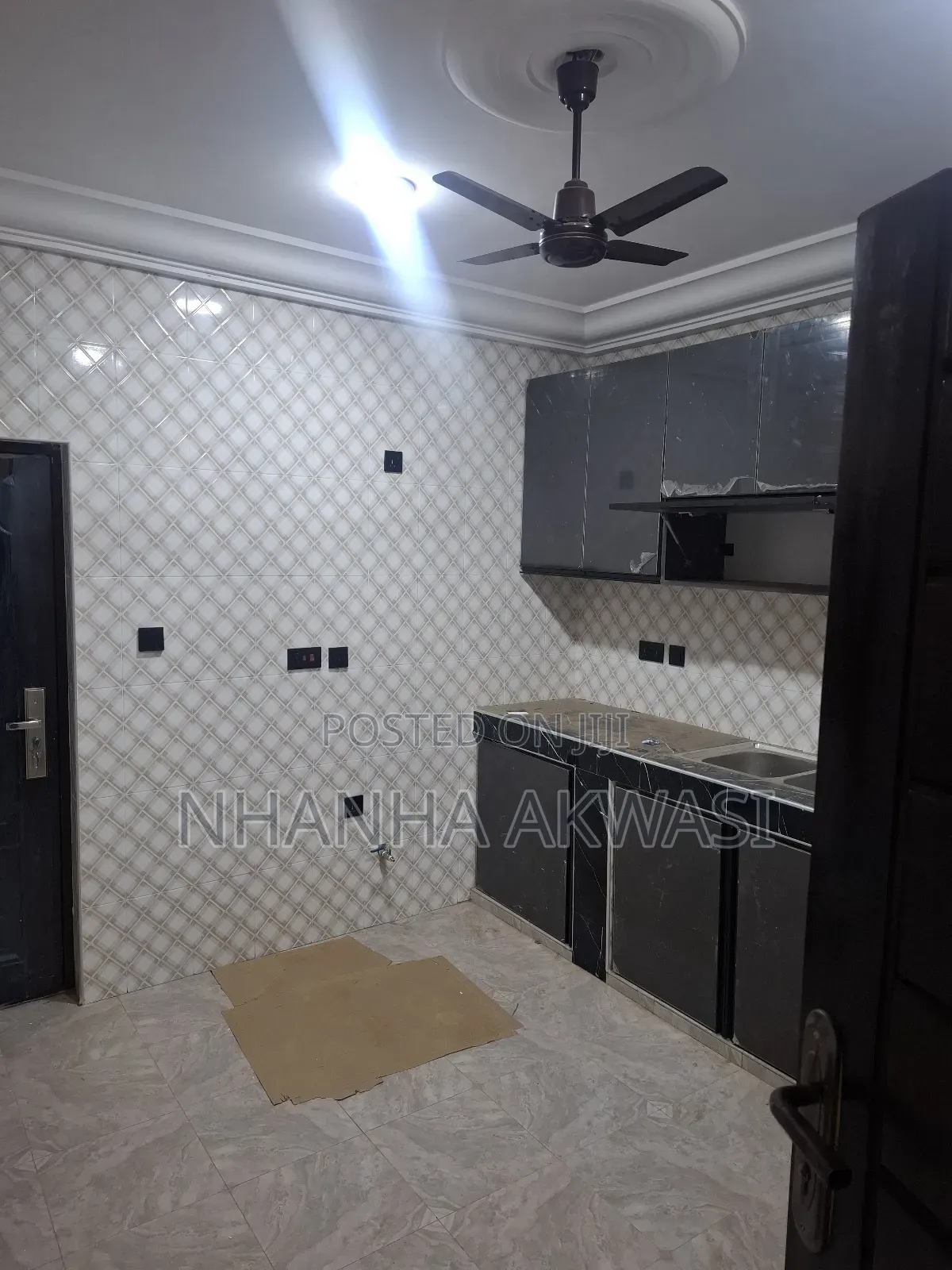 2bdrm Apartment in Community23, Tema Metropolitan for rent