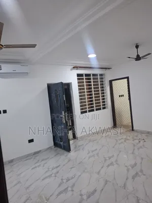 2bdrm Apartment in Community23, Tema Metropolitan for rent