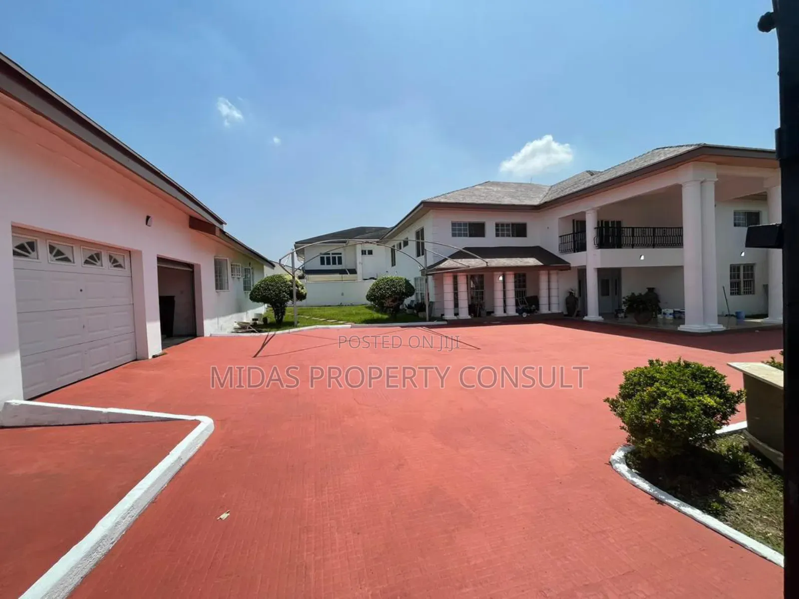 5bdrm House in Airport for sale