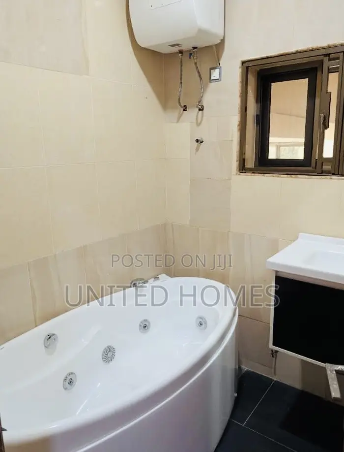 8 Bedrooms for Rent at Cantonment