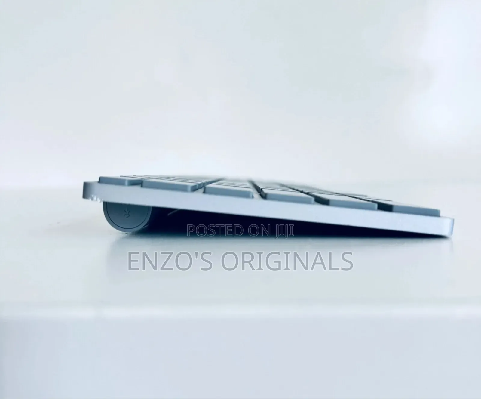 Microsoft Bluetooth Keyboard Full-size Wireless