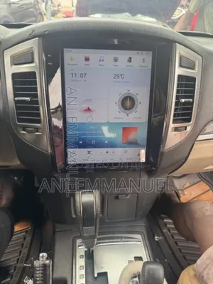 Mitsubishi Pajero Tesla