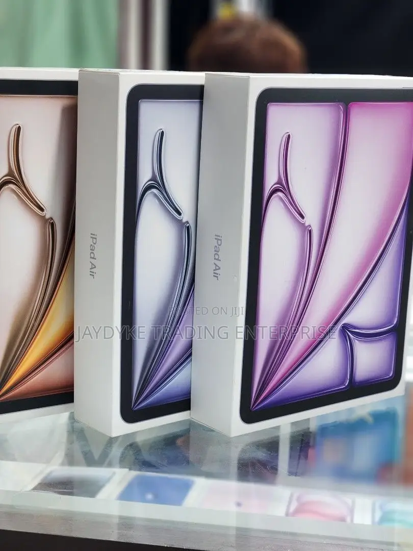 New Apple iPad (2025) 128 GB Black