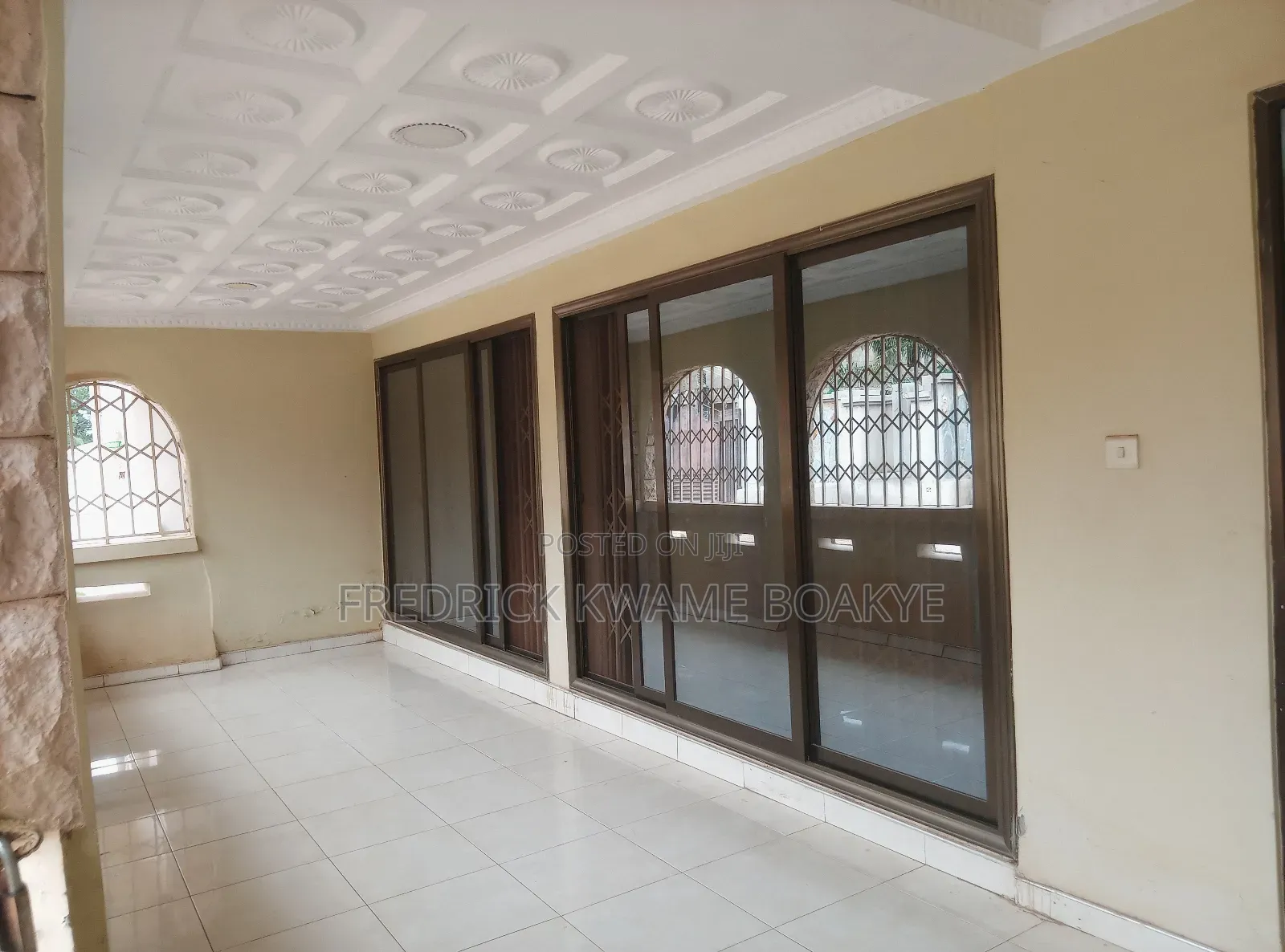 6bdrm House in Brother K Estate, Kumasi Metropolitan for sale