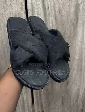 Black Jeans Crossed Slippers