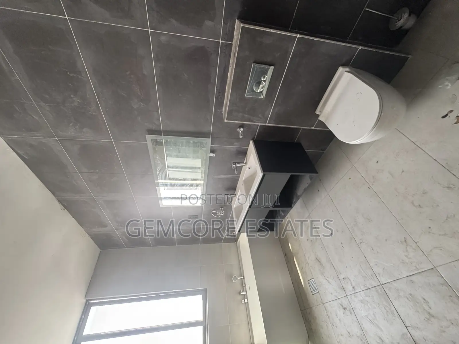 4bdrm House in , Adjiriganor for sale