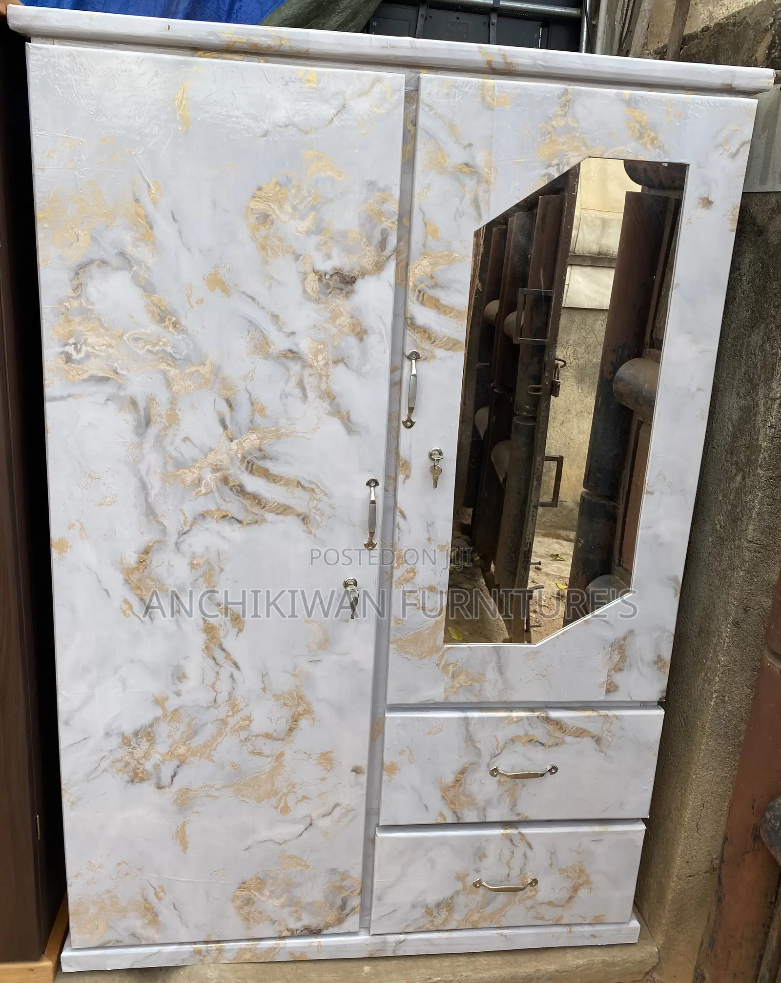 Wardrobe Zilio Design (Payment After Delivery)