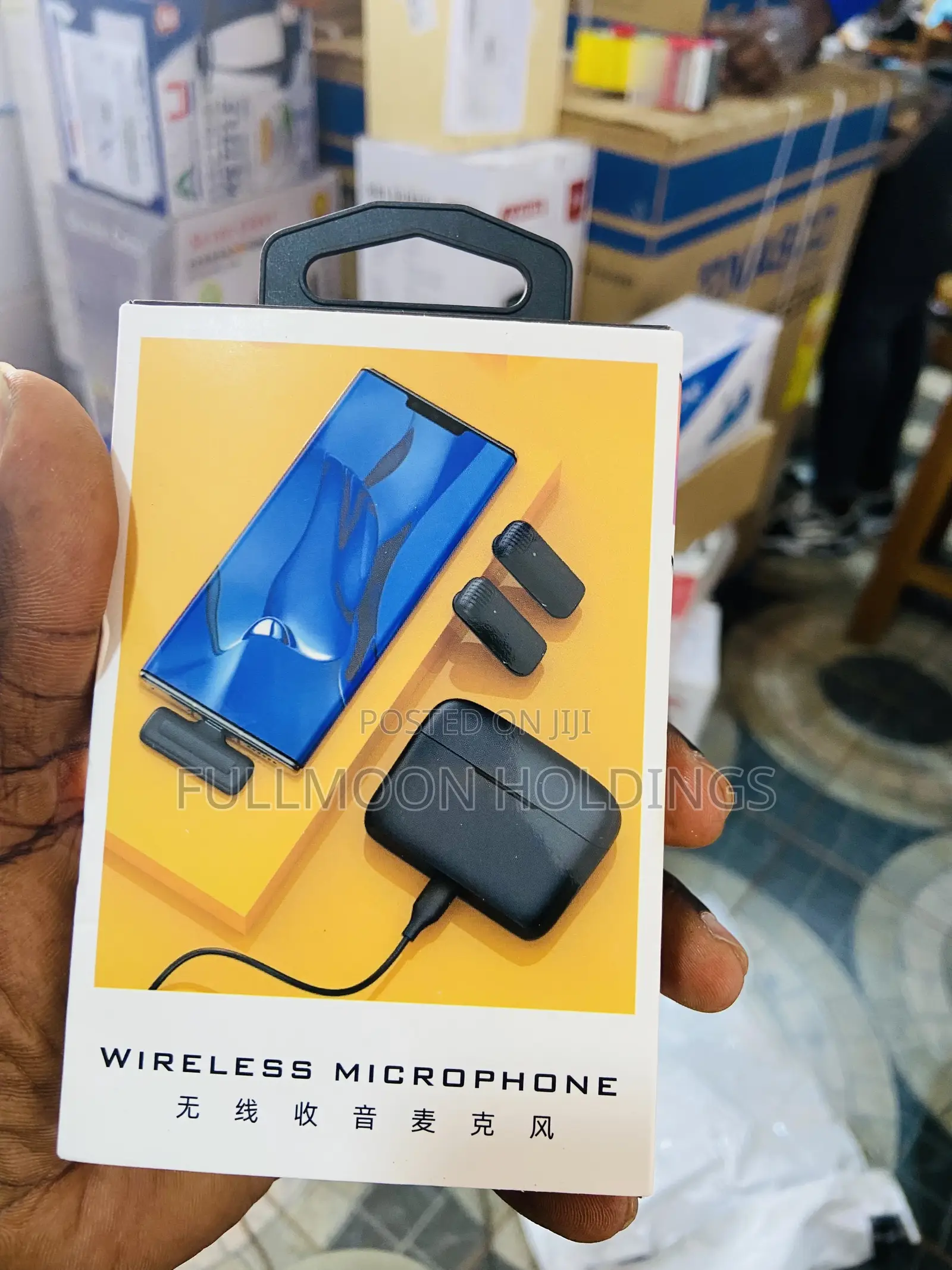 Type C Wireless Lavalier Microphone With Charging Case
