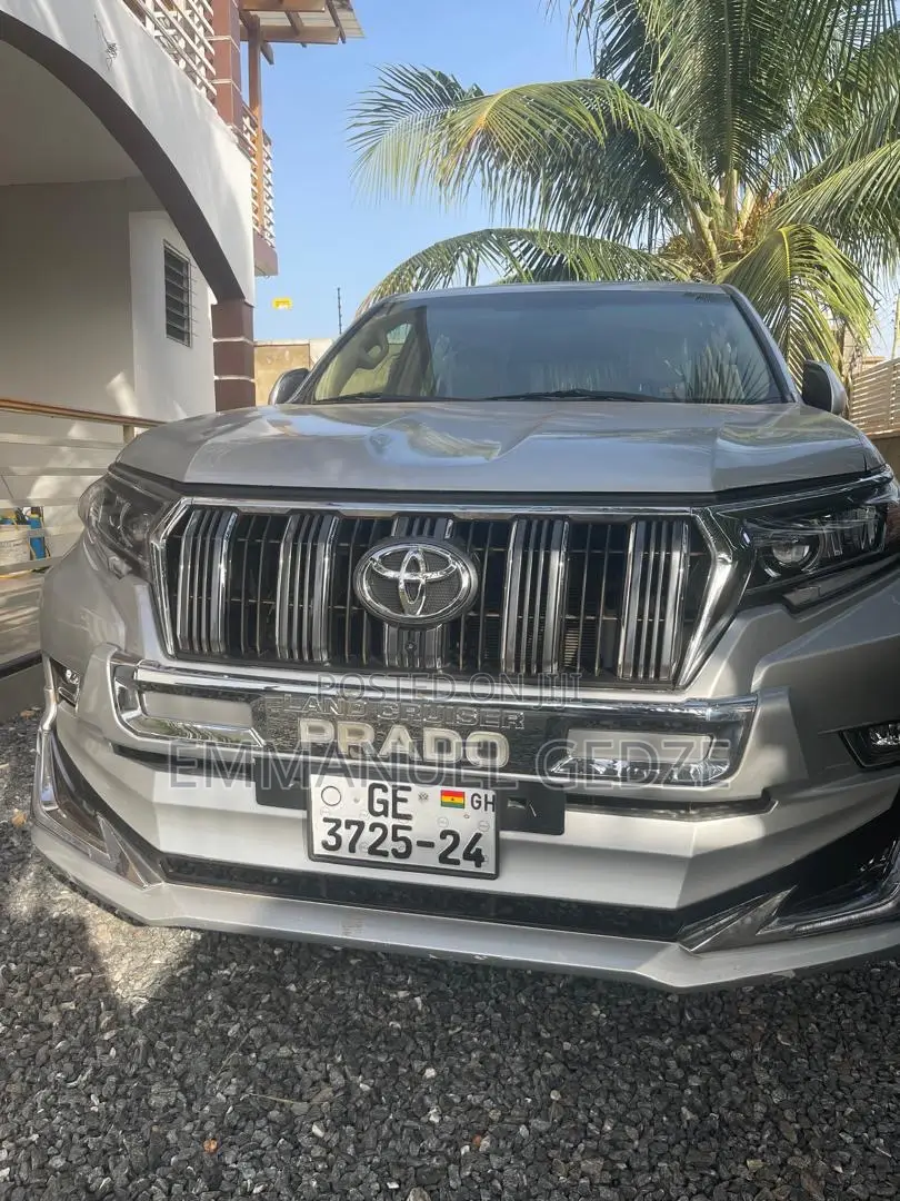 Prado for Rent - For Your Business Meetings and Travels Etc