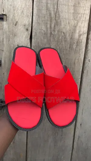 Deep Red Mogya Crossed Suede Slippers