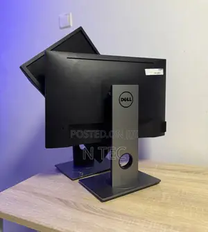 22 Inches Dell Monitor
