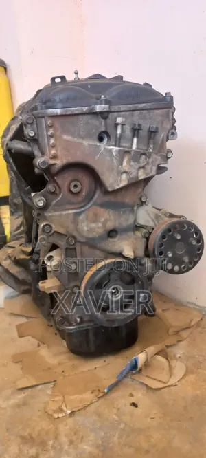 Hyundai Elantra 1.8l Engine Head- 2012-2017