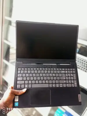 Laptop Lenovo Ideapad 3 8GB Intel HDD+SSD 512GB