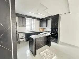 4bdrm House in Little Roses, Ashaley Botwe for sale