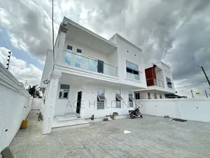 4bdrm House in Little Roses, Ashaley Botwe for sale