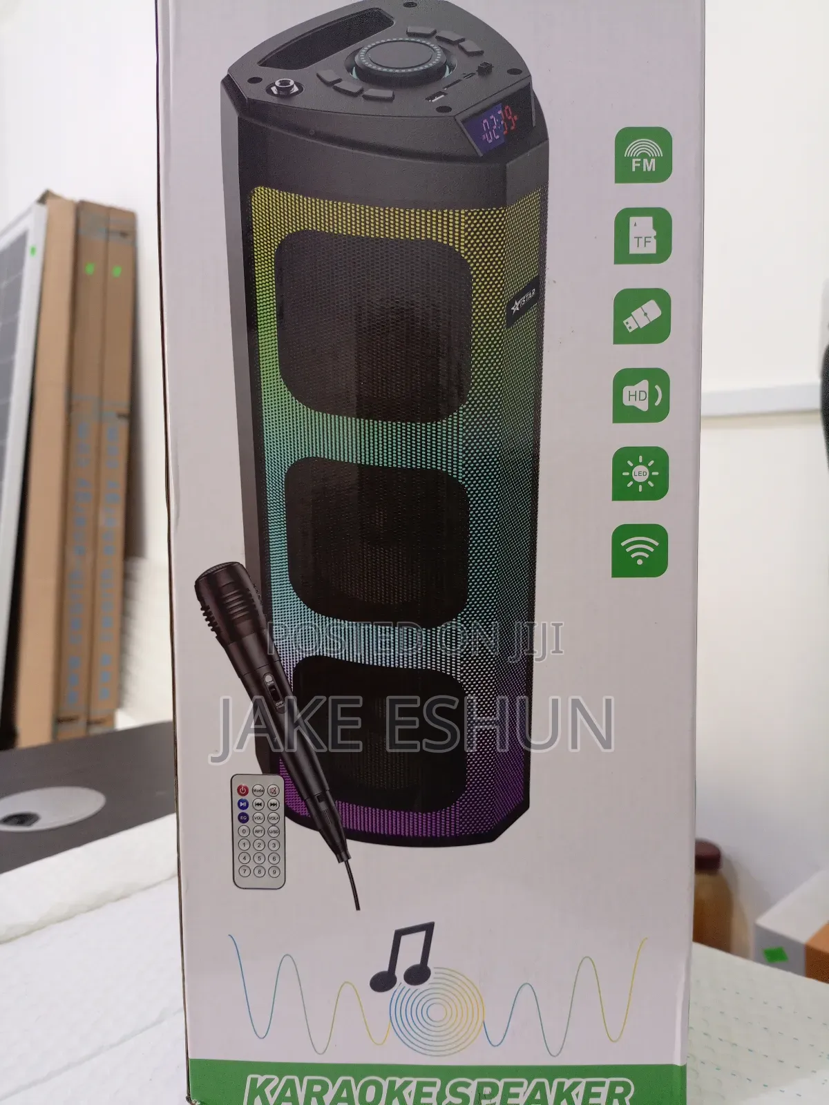Bluetooth Speaker With Remote and Microphone