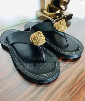 Black Leather Simple Ahenema/Chawchaw