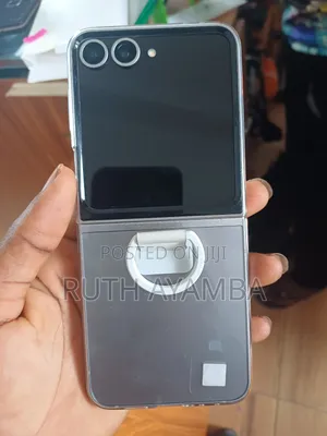 Samsung Galaxy Z Flip6 256 GB Gray