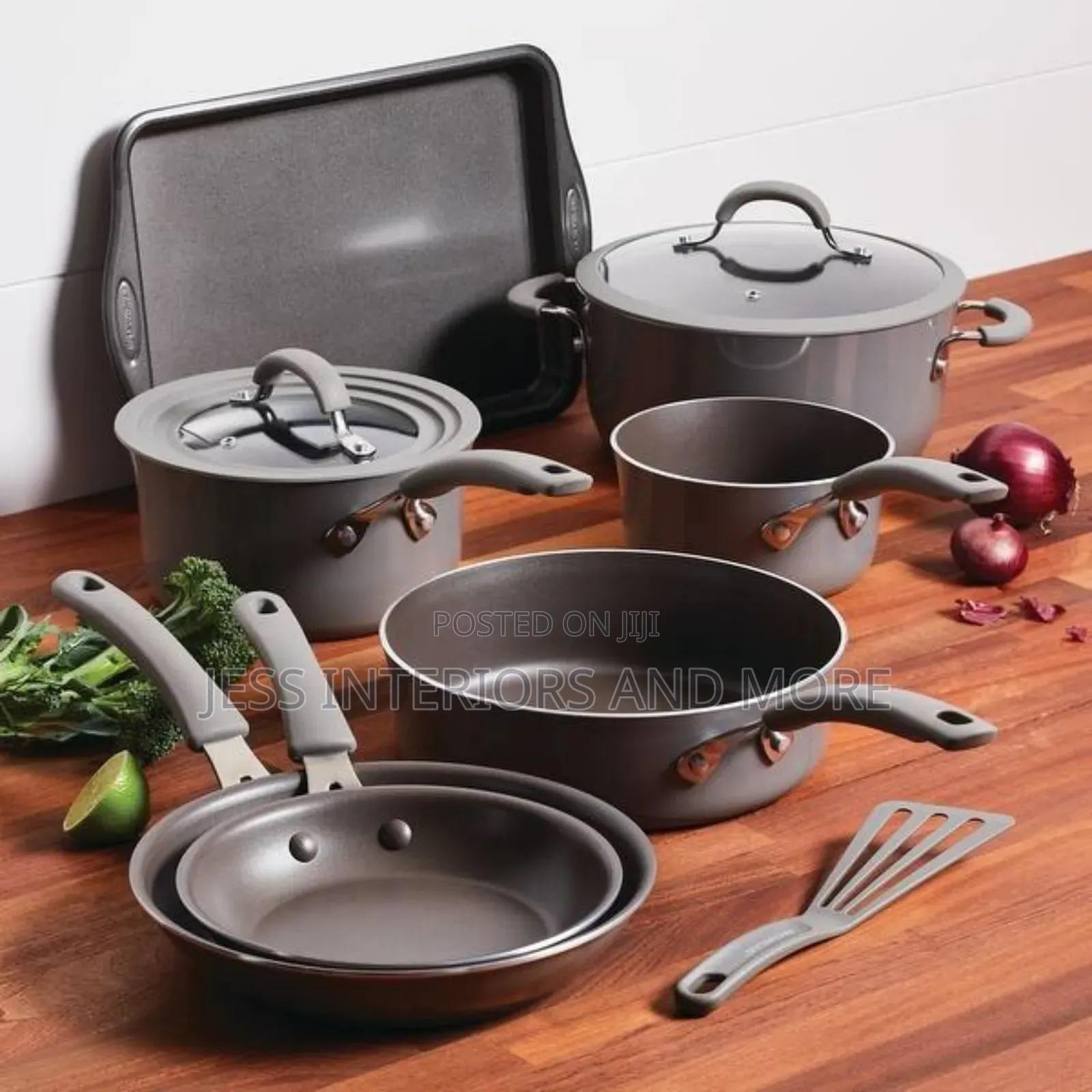 Rachael Ray Cook + Create Aluminum Nonstick Cookware Set