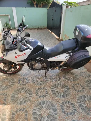Suzuki V-Strom 2024 White