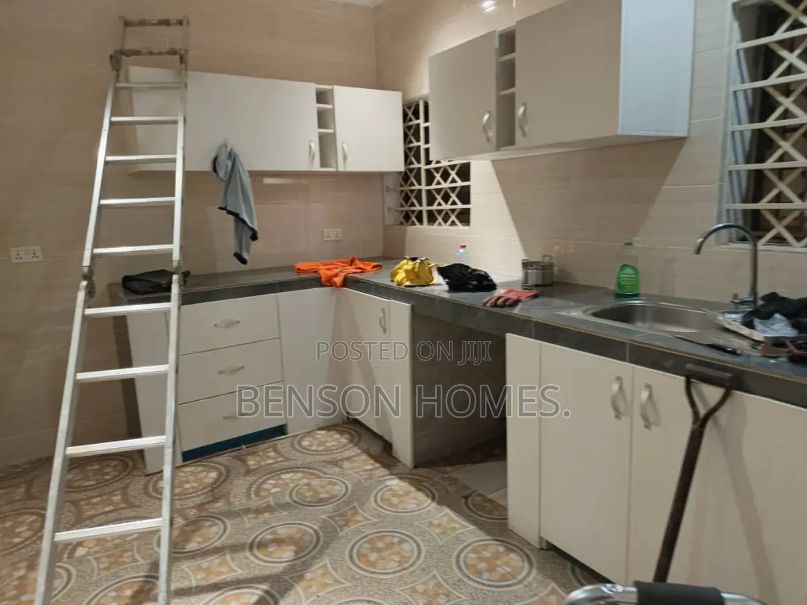 3bdrm House in Spintex for rent