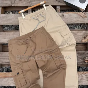High Quality Plain Cargo Pants Available in Stock