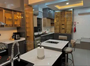 Luxury Kitchen Cabinent