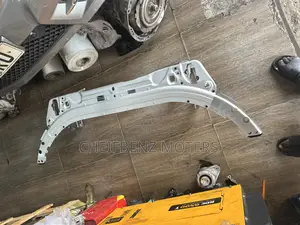 Mercedes Benz C300 2016-2020 Headlight Support Available