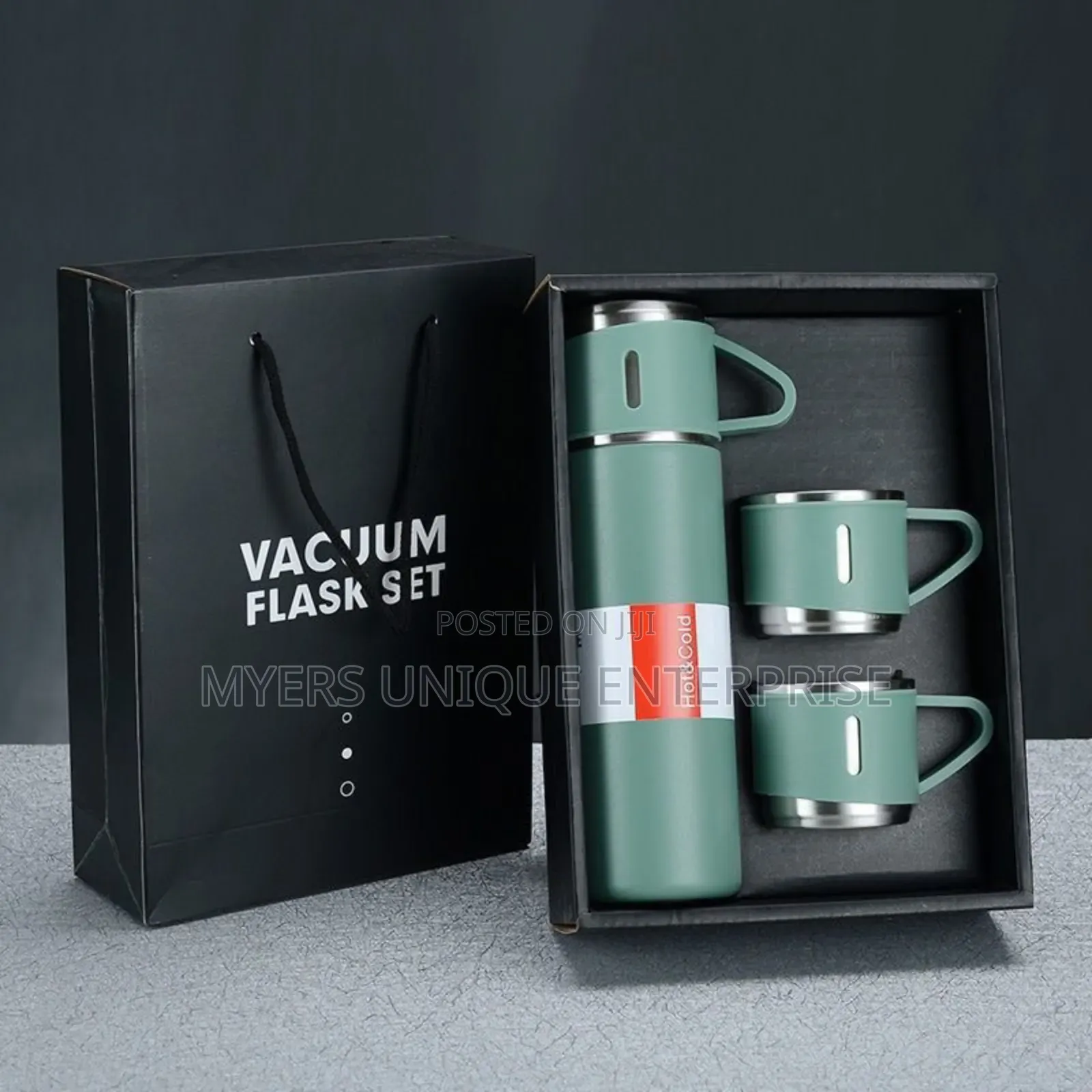 Vacuum Flask With 3 Cups for on-the-Go Sipping