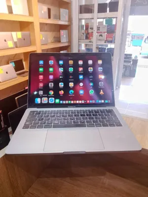 Laptop Apple MacBook 2017 8GB Intel Core I5 SSD 256GB
