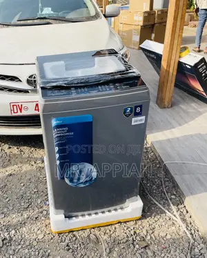 Beautiful Made Midea 8kg Full-Automatic Washing Machine.