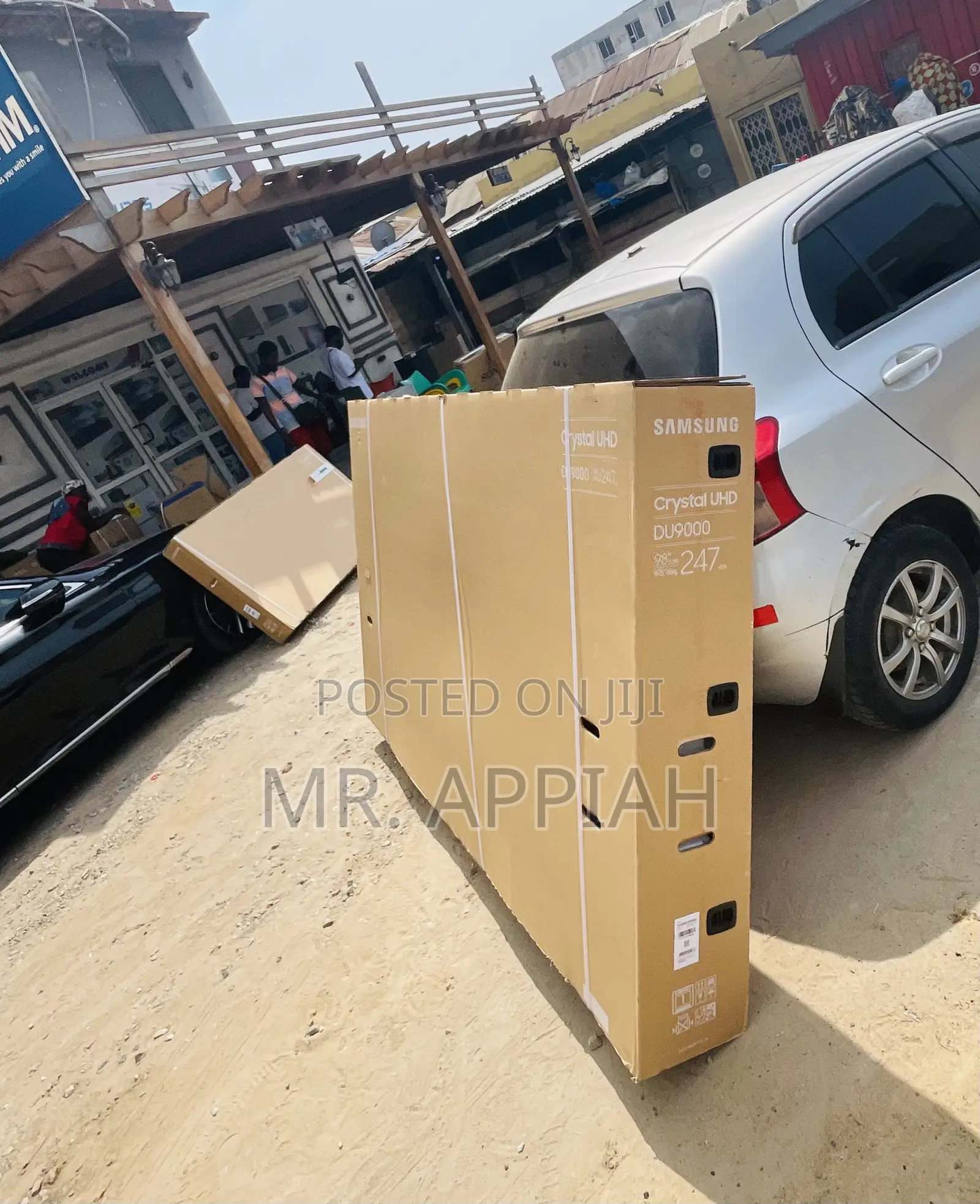 Newly Made Samsung 98du9000 98” Crystal Uhd  Tv,Black