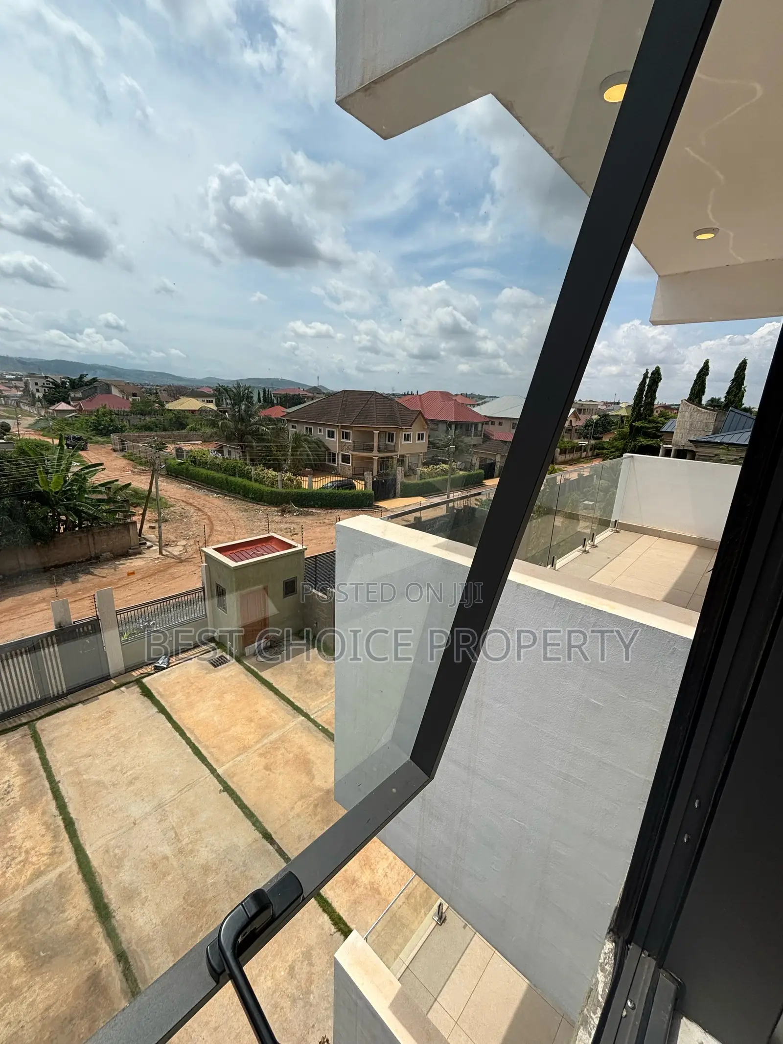 2bedrooms Apartment Available at Oyarifa for Rent