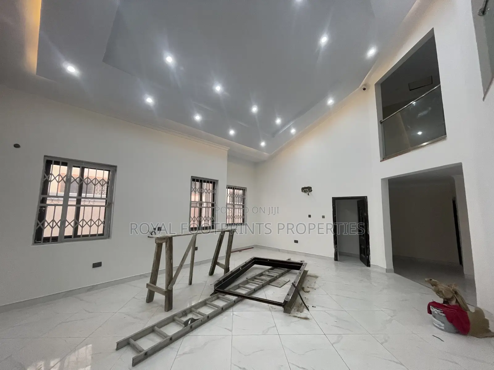 7bdrm Mansion in Luxelooks Properties, East Legon for sale