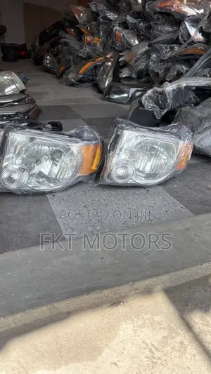 Ford Escape Headlights 2008,2009,2010,2011,2012,2013